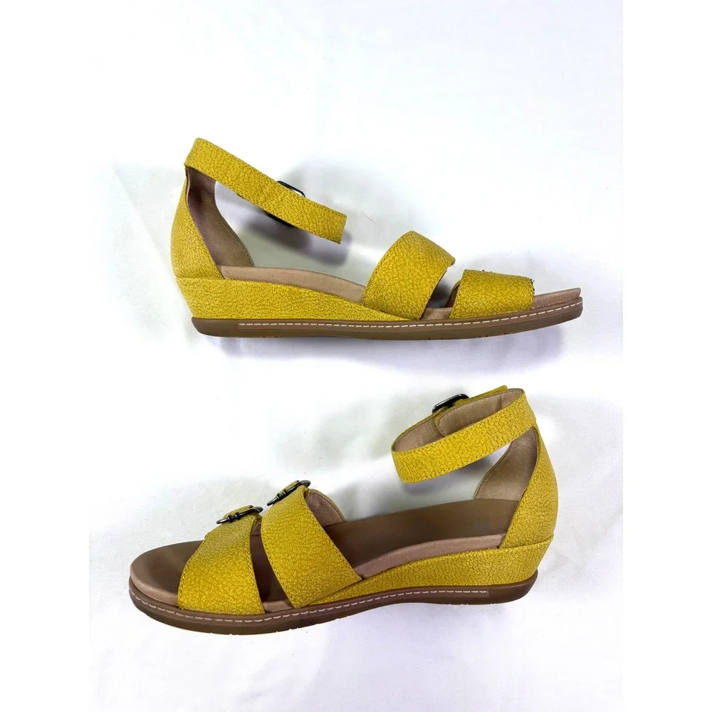 Dansko Astrid Wedge Sandals 39 US 8.5-9 Yellow Leather Buckle Comfort Boho Walk